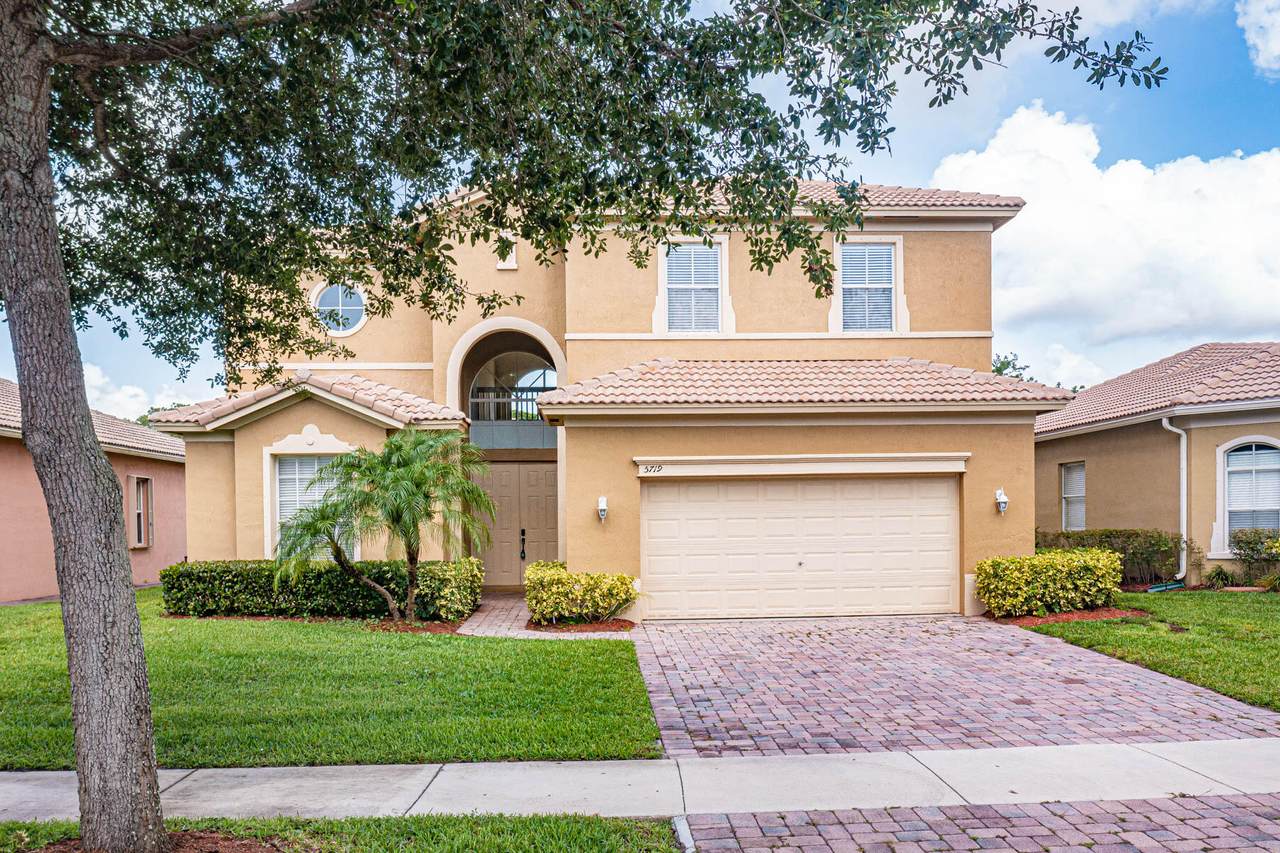 5719 Place Lake Dr - Photo 1