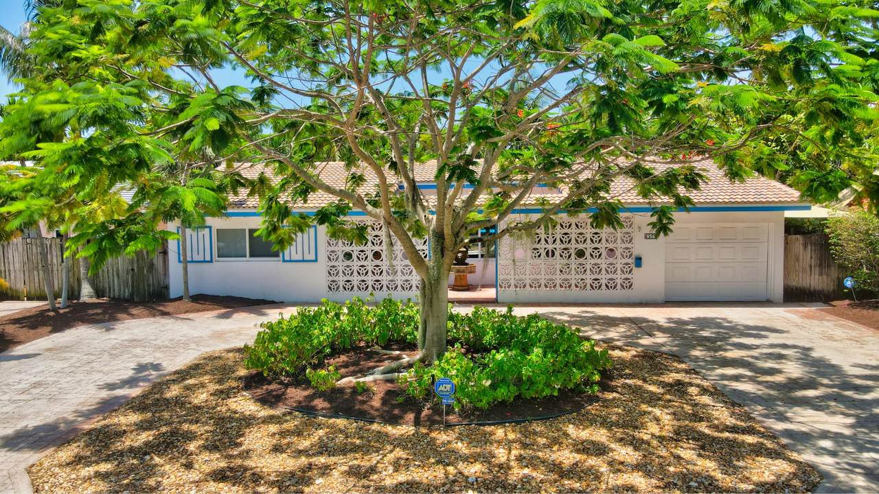 856 6th Ter Terrace - Photo 1