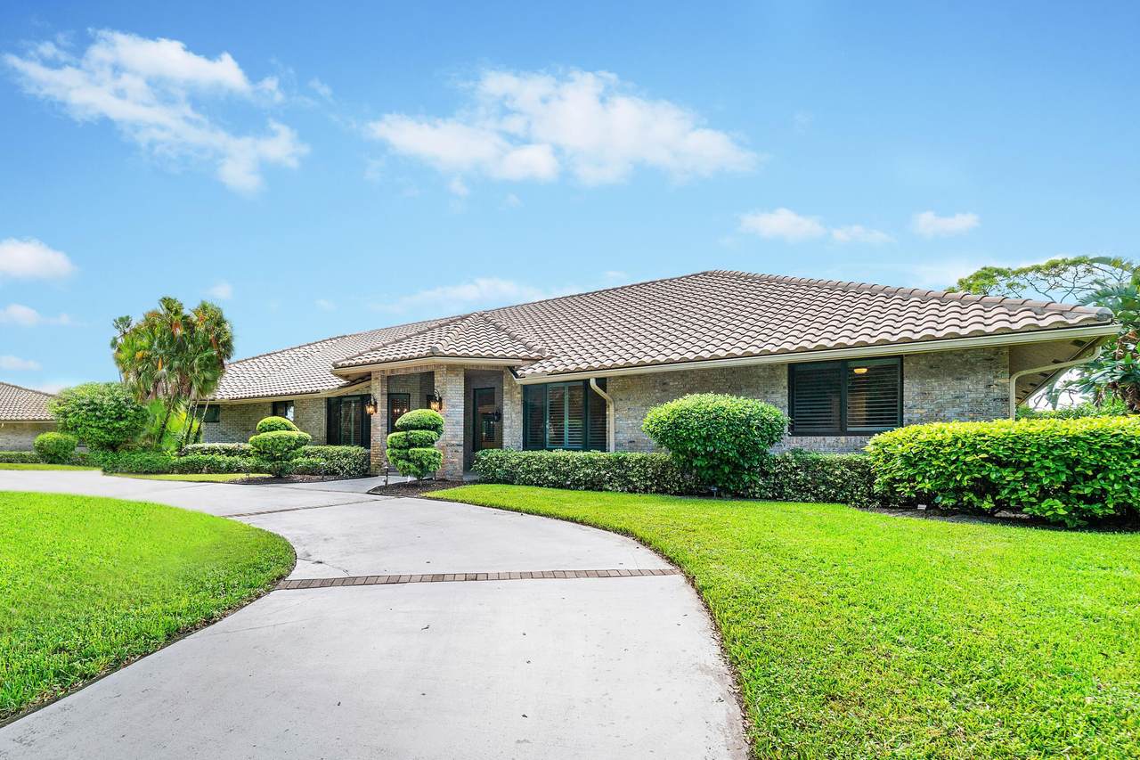 3538 Chinaberry Terrace - Photo 1