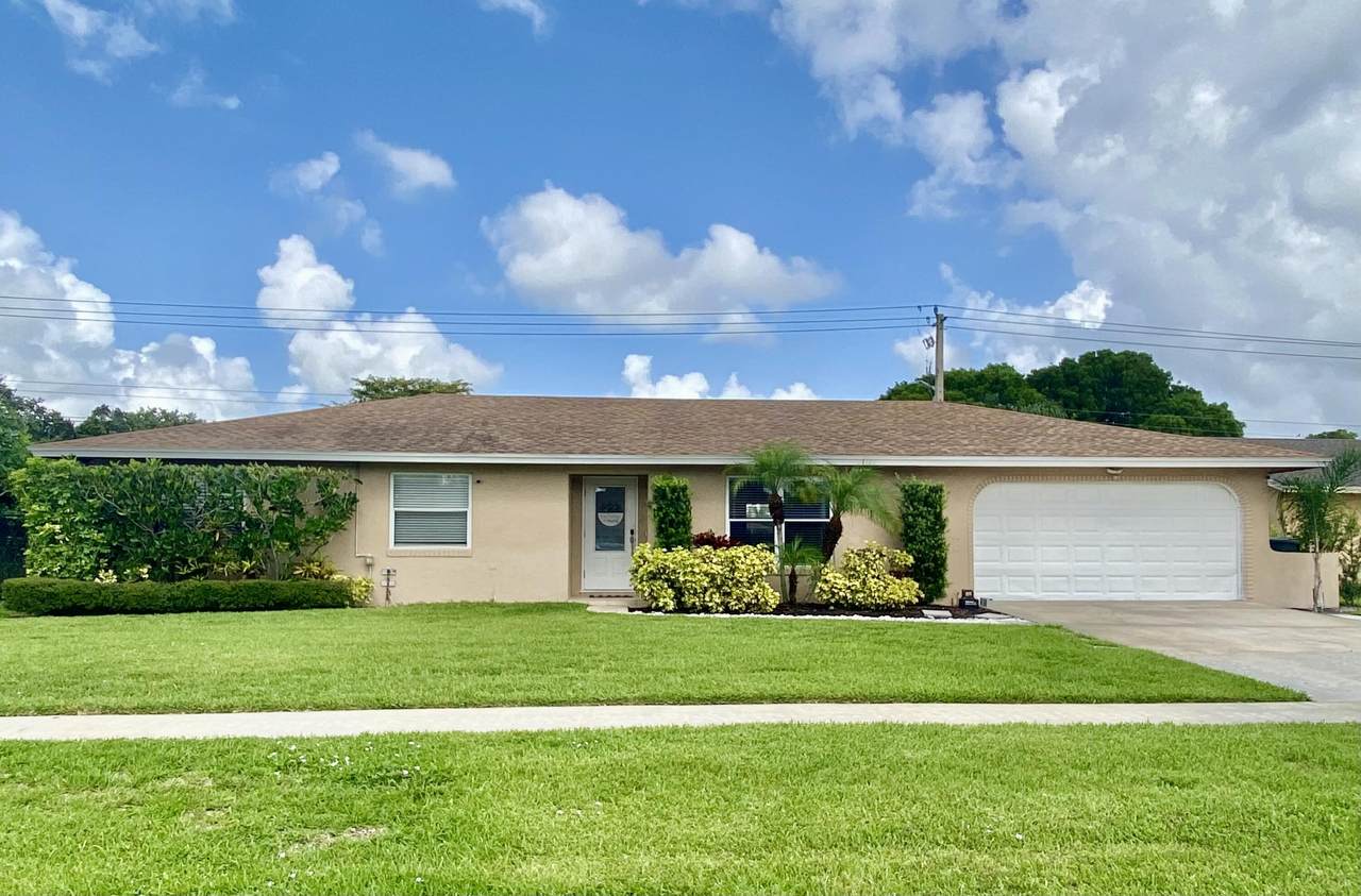 1441 Wyndcliff Drive - Photo 1