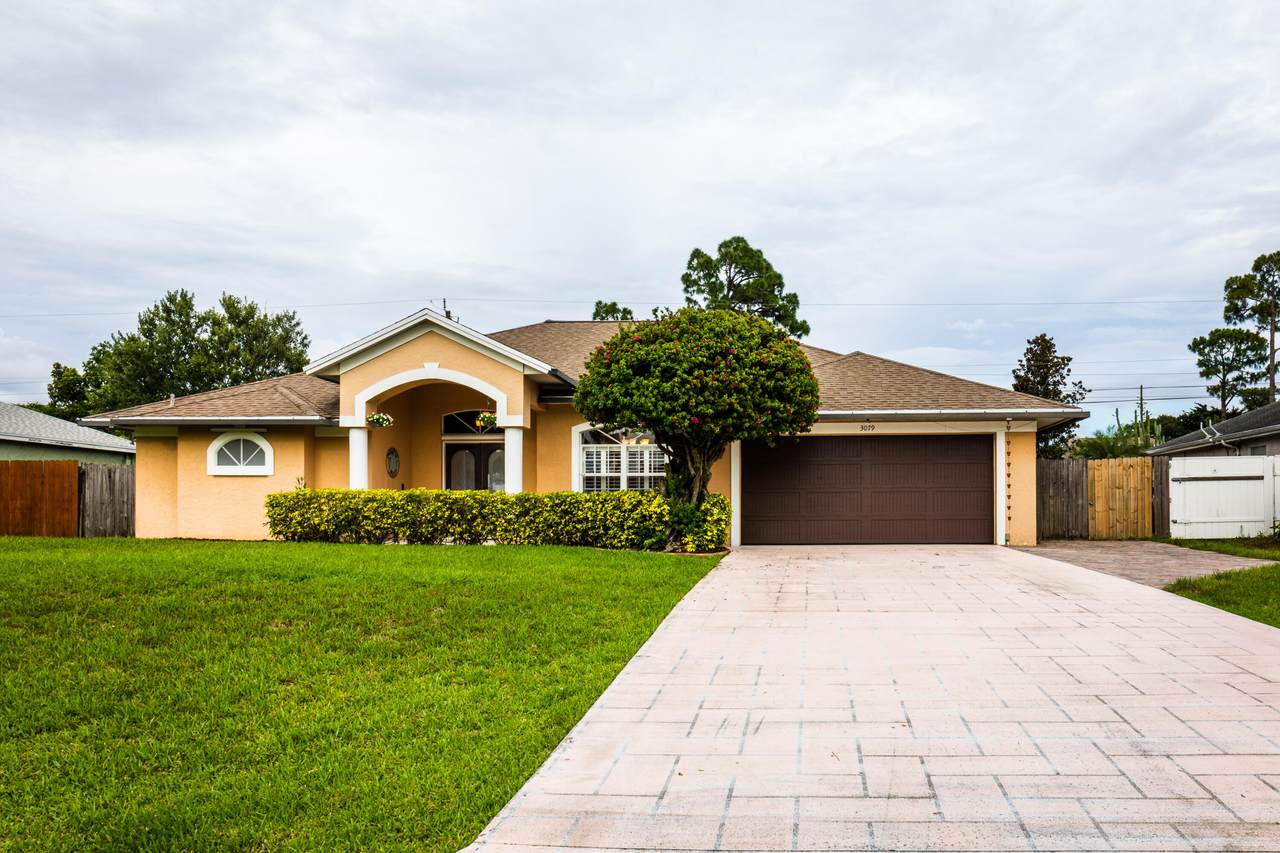3079 Circle Street - Photo 1