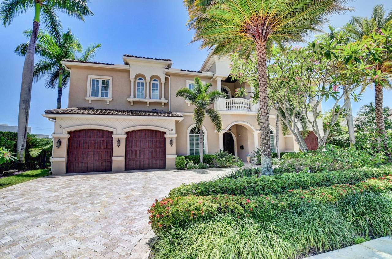 440 Mizner Boulevard - Photo 1