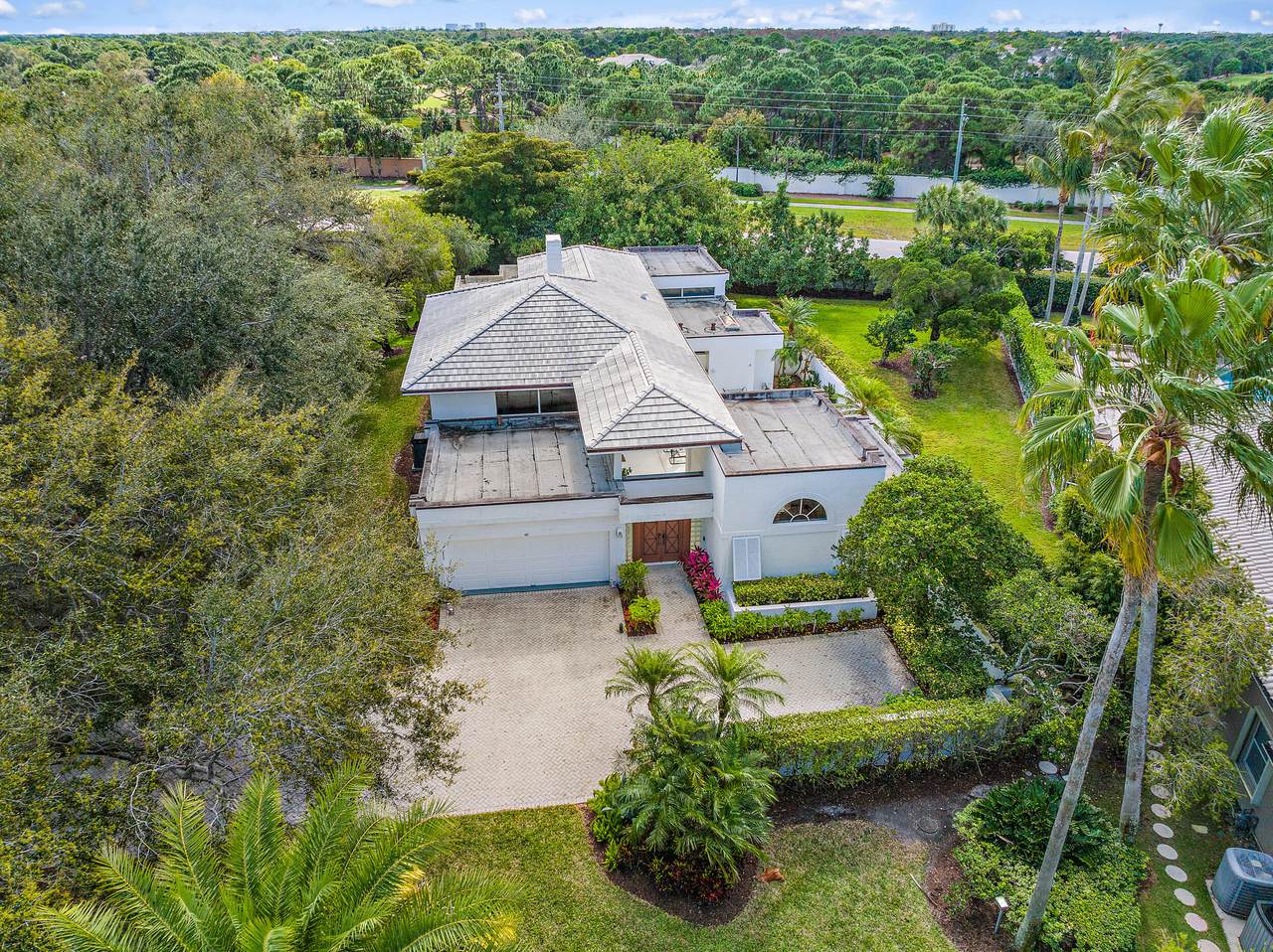 403 Mariner Drive - Photo 1