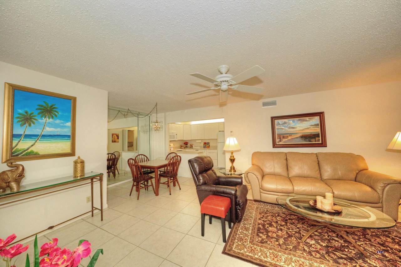 323 Knotty Pine Circle - Photo 1