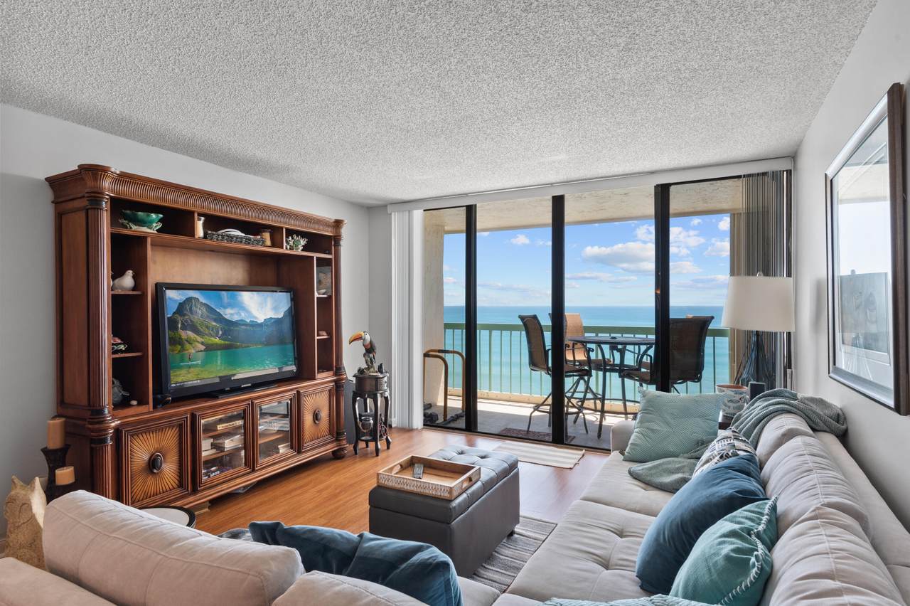 9900 Ocean Drive - Photo 1