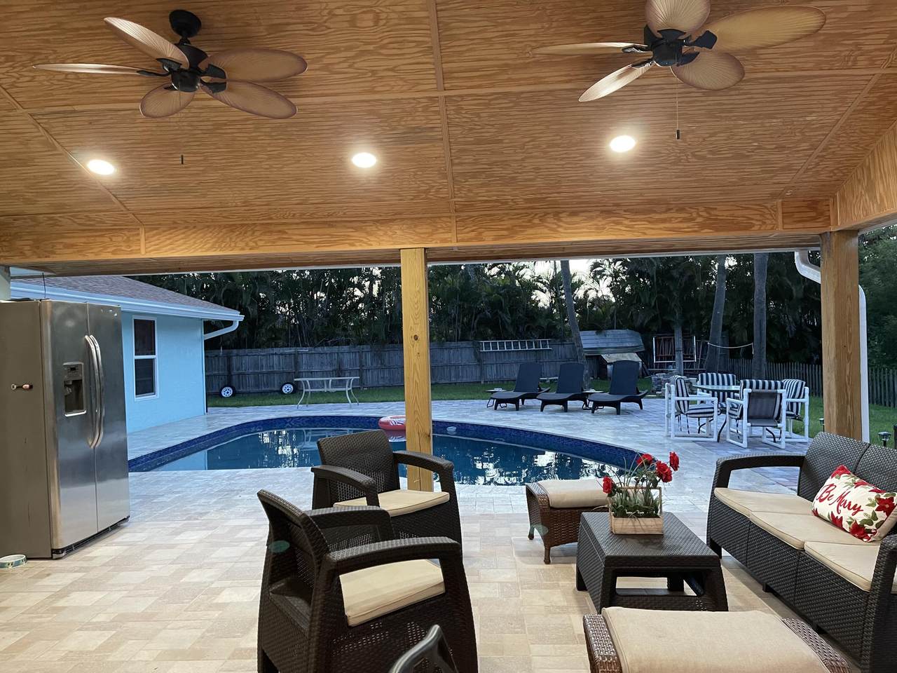 120 Cambridge Lane - Photo 1