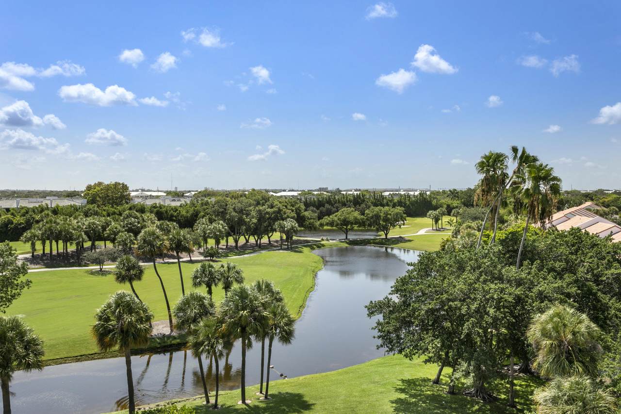 2427 Presidential 601 Way - Photo 1