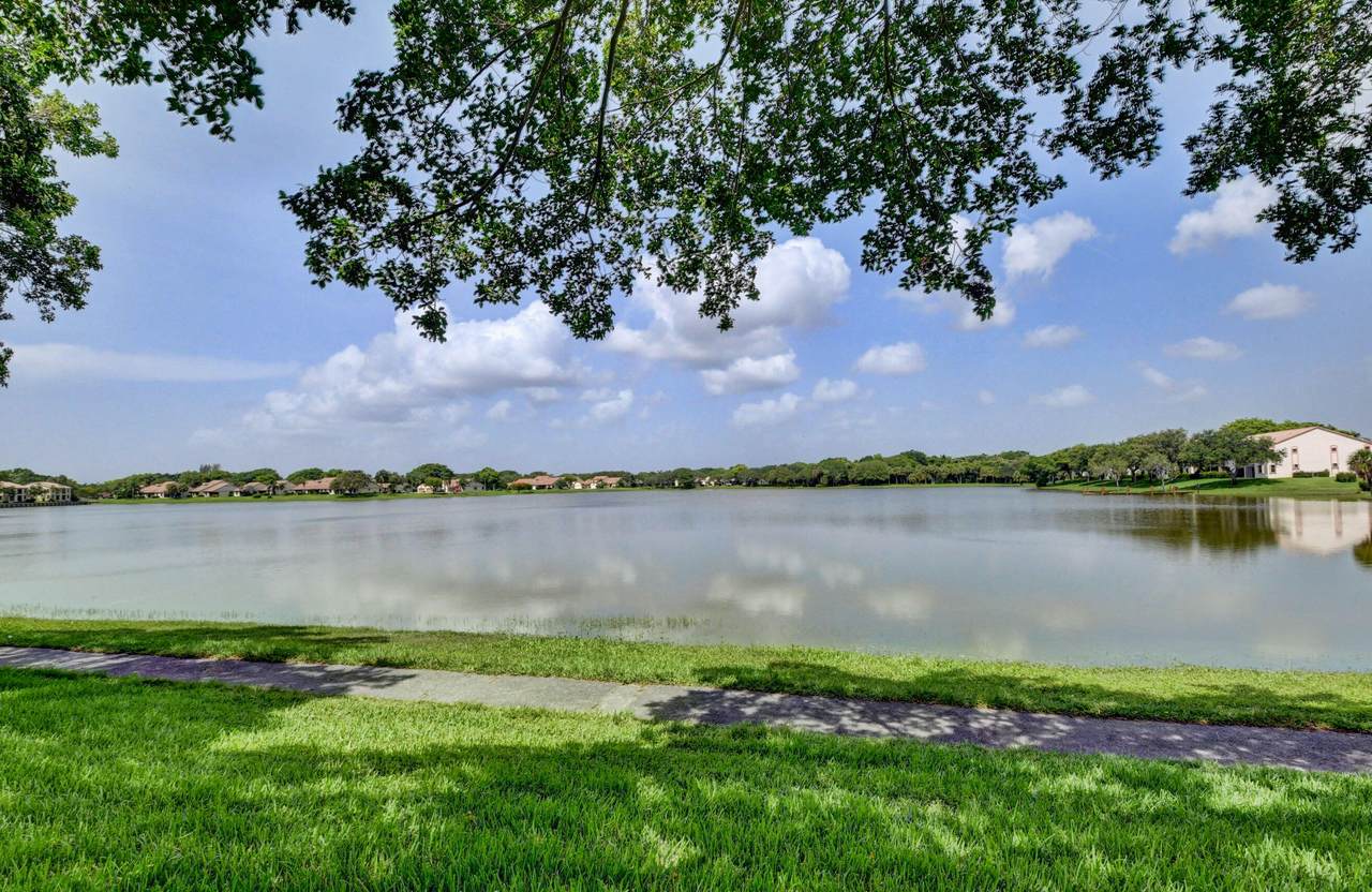 330 Olivewood Place - Photo 1