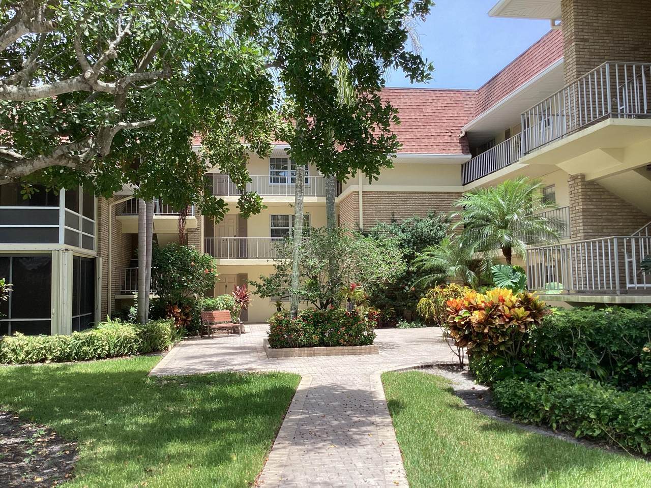 5570 Tamberlane Circle - Photo 1