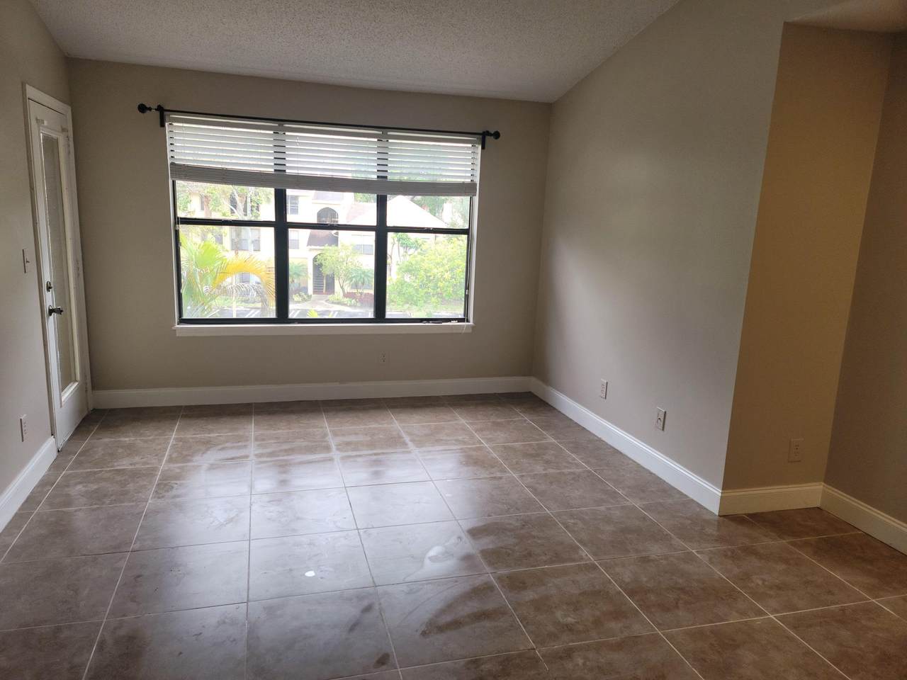 2307 Congress Avenue - Photo 1