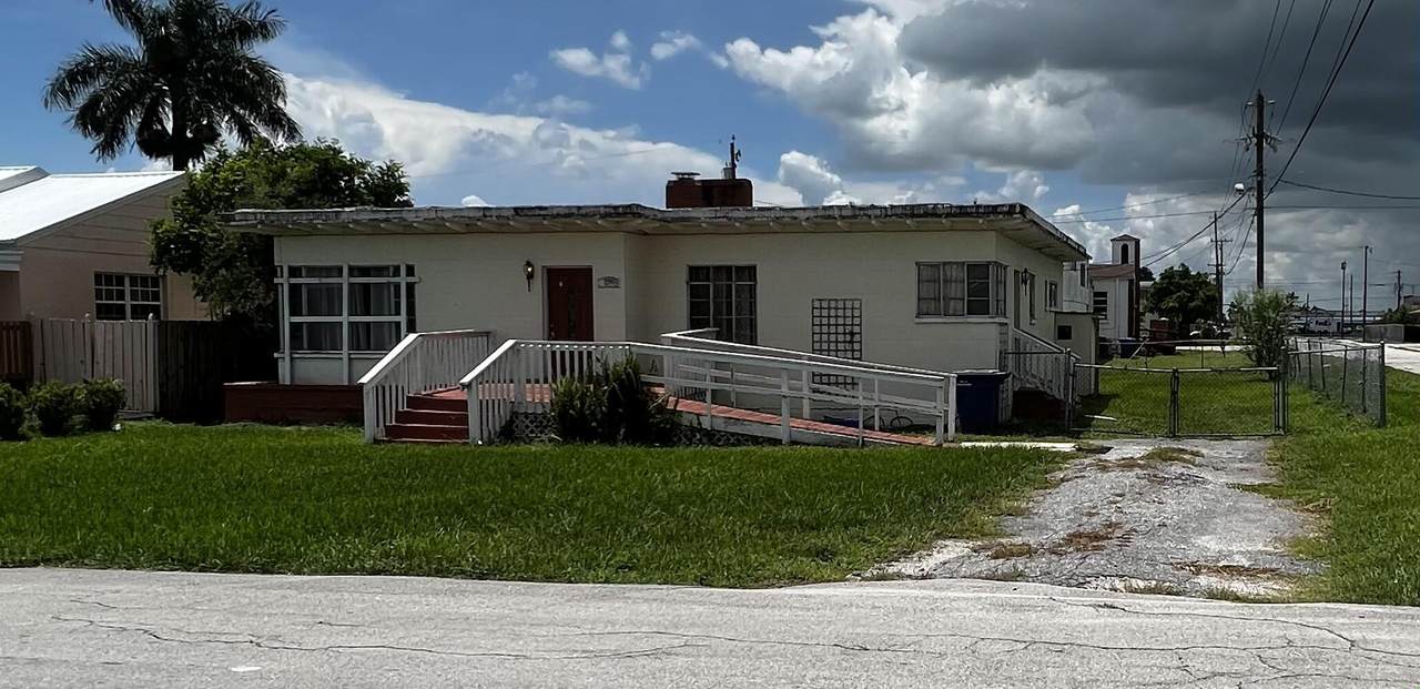 124 E Avenue - Photo 1