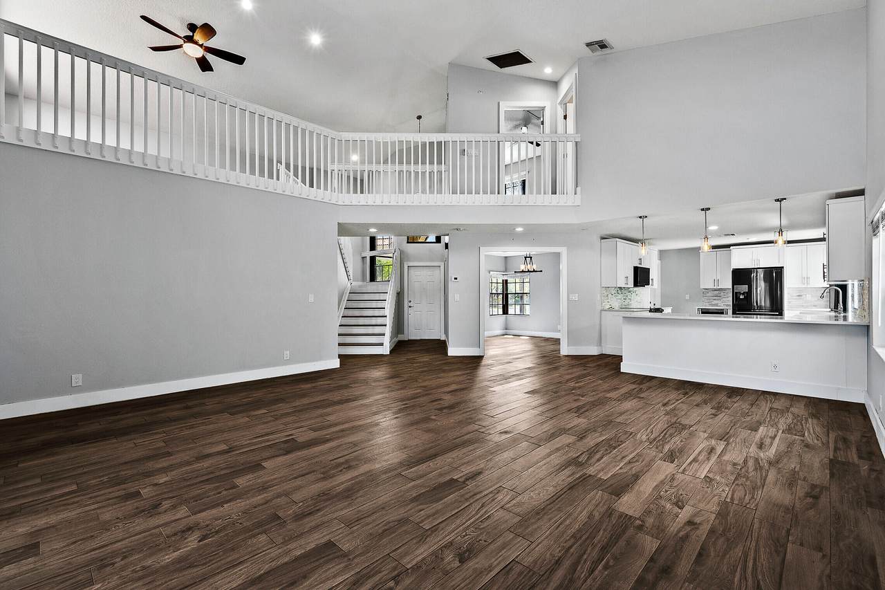 2596 La Cristal Circle - Photo 1