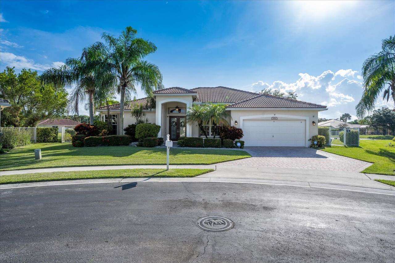 9262 Emily Circle - Photo 1