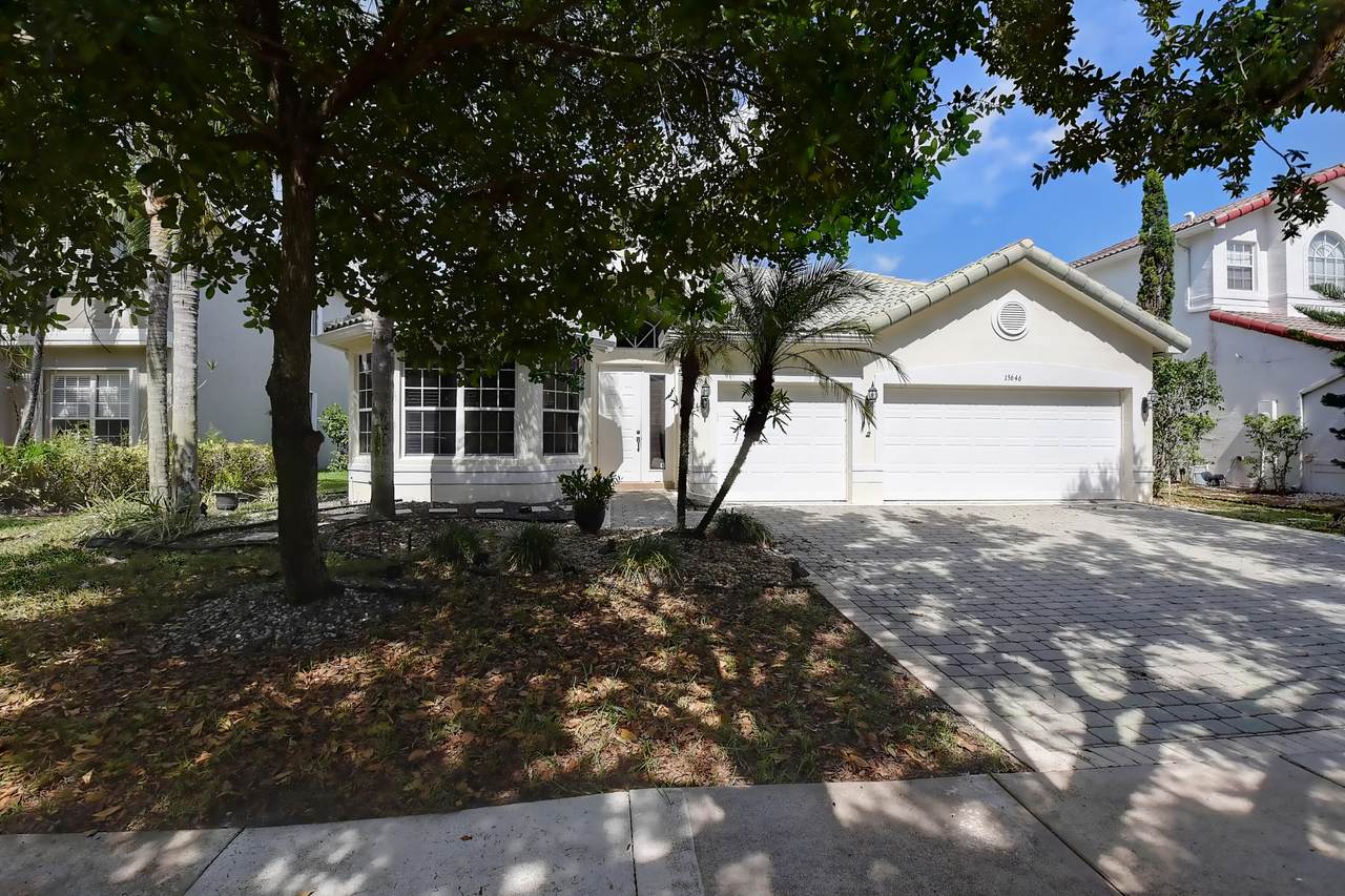 15646 Messina Isle Court - Photo 1