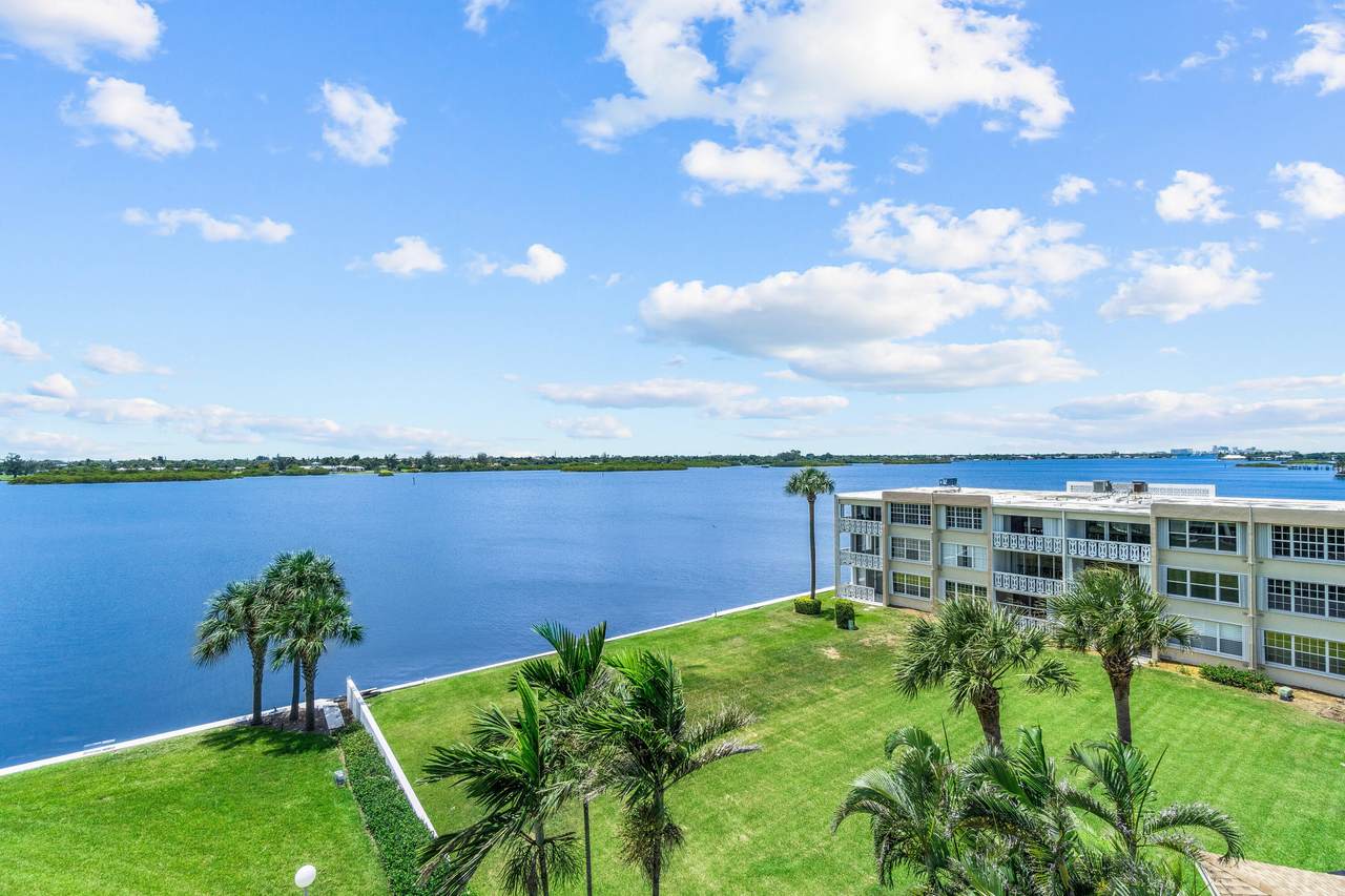 2760 Ocean Boulevard - Photo 1