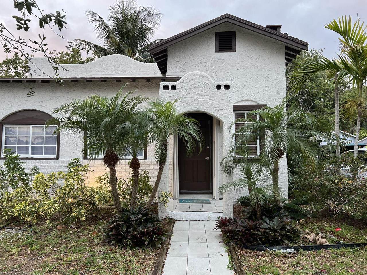 919 Federal Highway - Photo 1