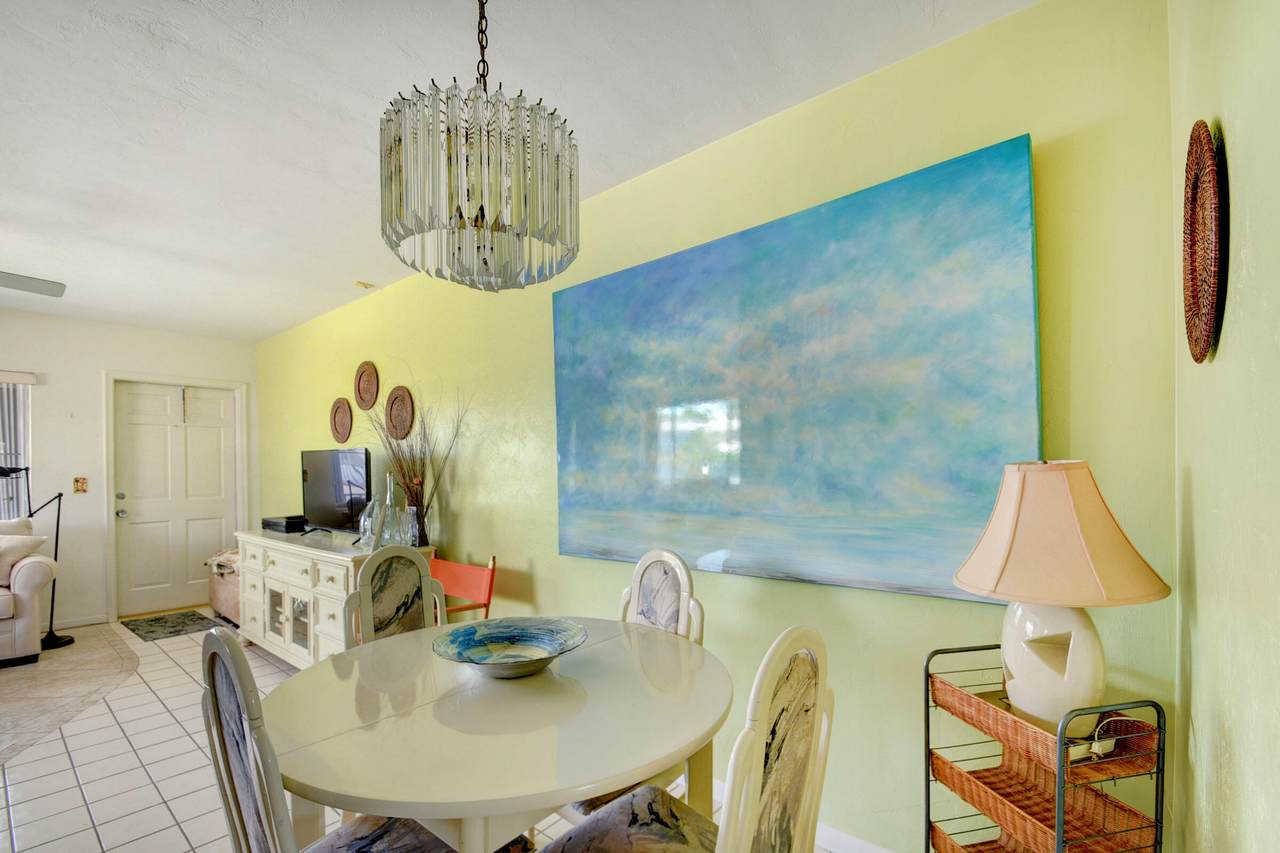 3322 Cynthia Lane - Photo 1