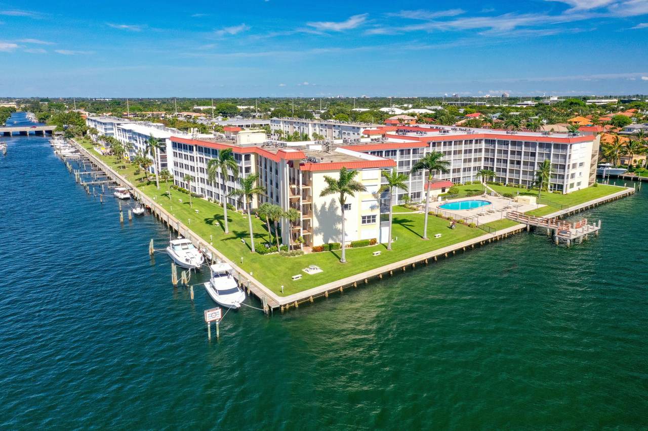 105 Paradise Harbour Boulevard - Photo 1