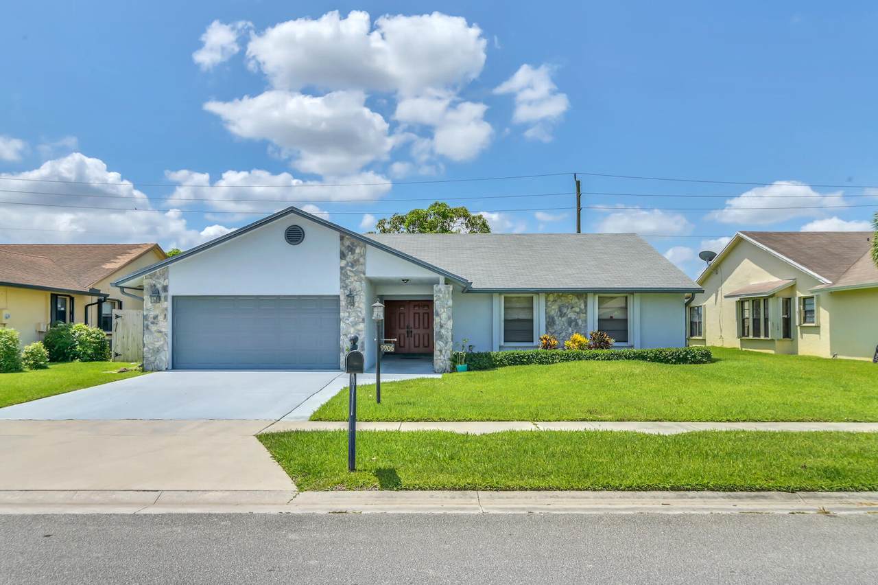 9906 Majorca Place - Photo 1