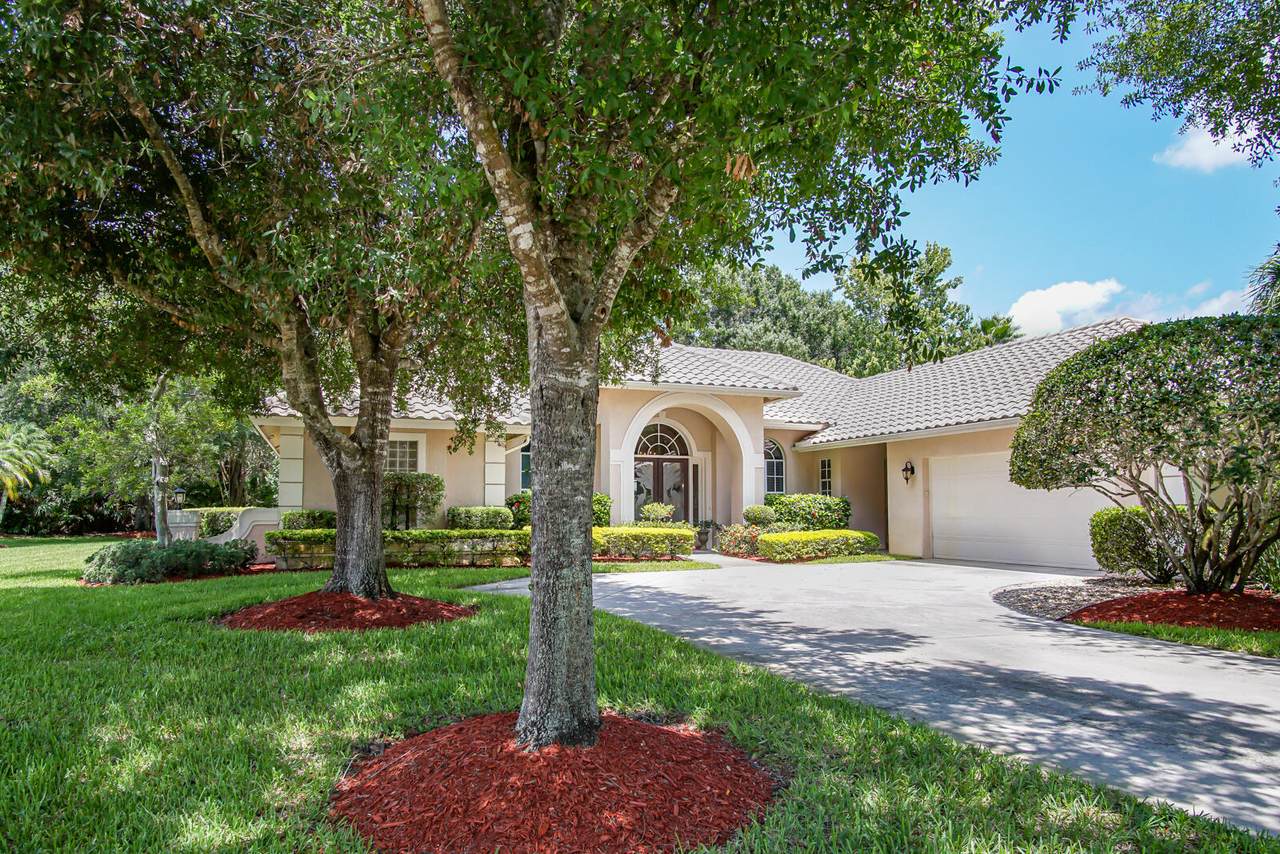 8028 Kiawah Trace - Photo 1