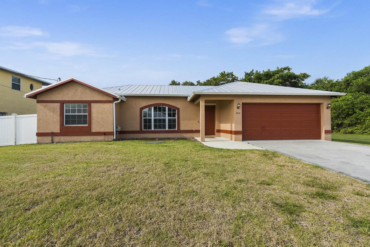 366 Surfside Avenue - Photo 1