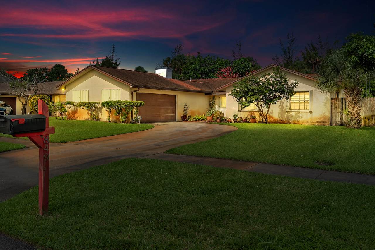 849 Ryanwood Drive - Photo 1