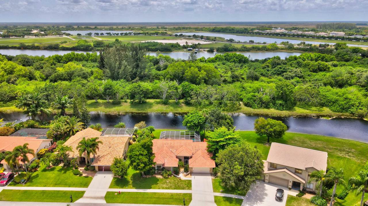 11838 Island Lakes Lane - Photo 1