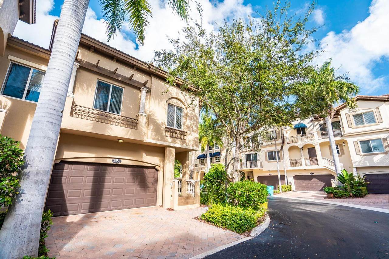 3056 Waterside Circle - Photo 1