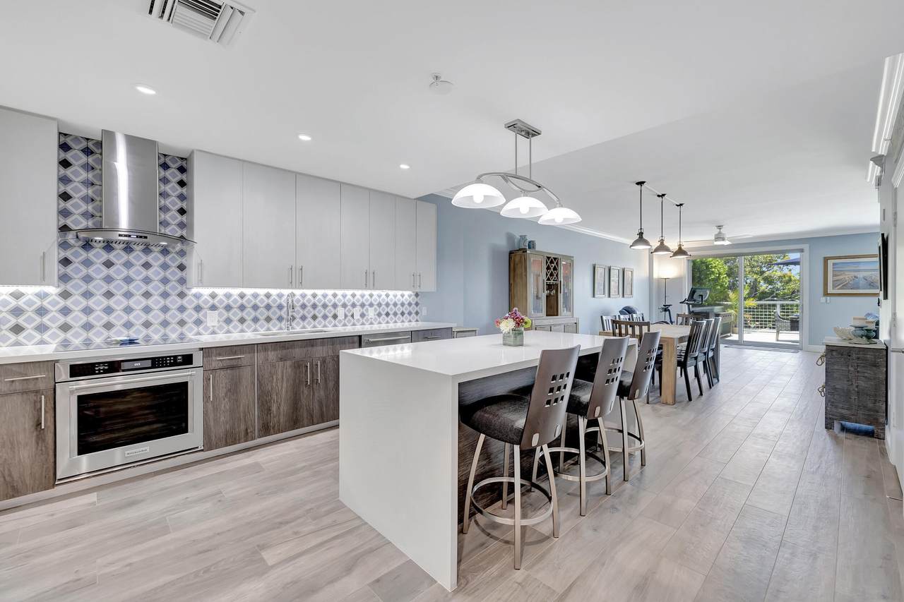 236 Fifth Avenue - Photo 1