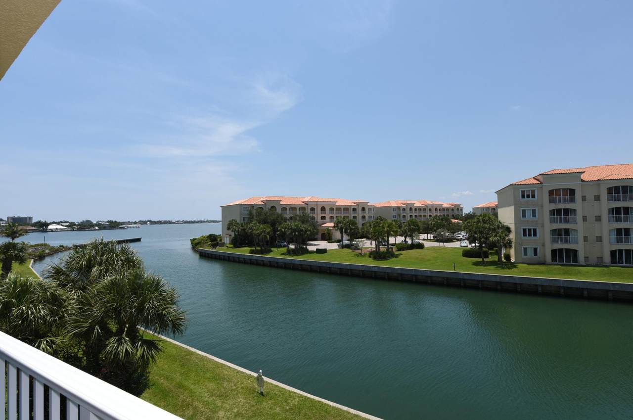 6 Harbour Isle Drive - Photo 1