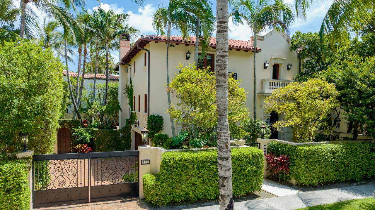 160 Sunset Avenue - Photo 1