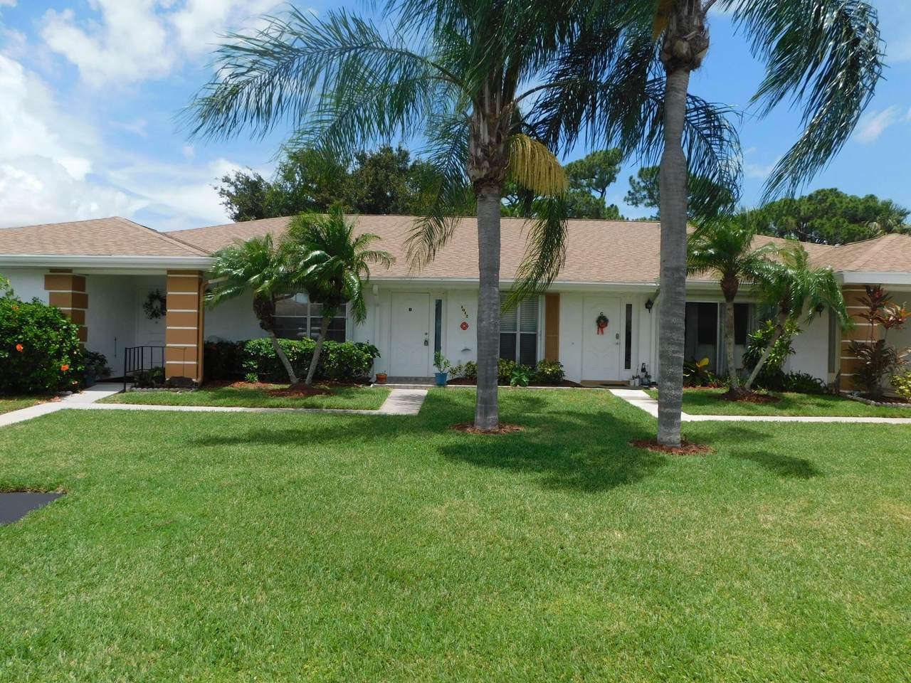 1012 Pheasant Run Drive - Photo 1