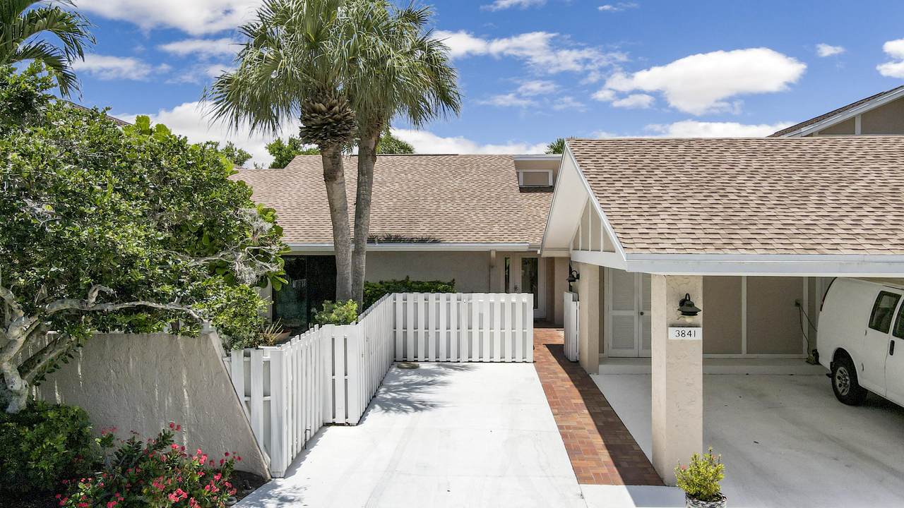 3841 Cape Pointe Circle - Photo 1
