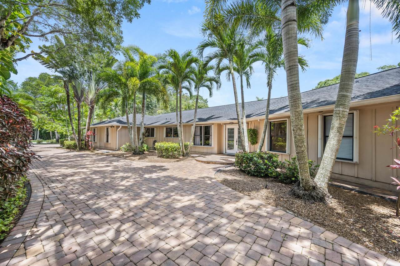 8515 Thousand Pines Circle - Photo 1