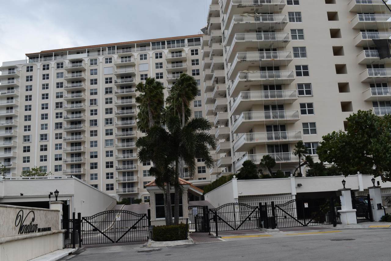 1 Las Olas Circle - Photo 1