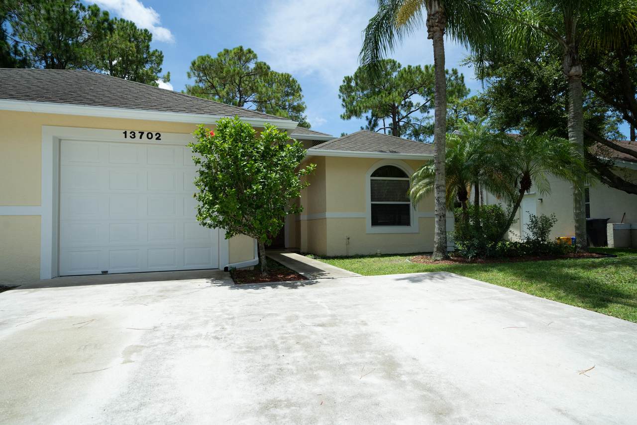 13702 Lavender Lane - Photo 1