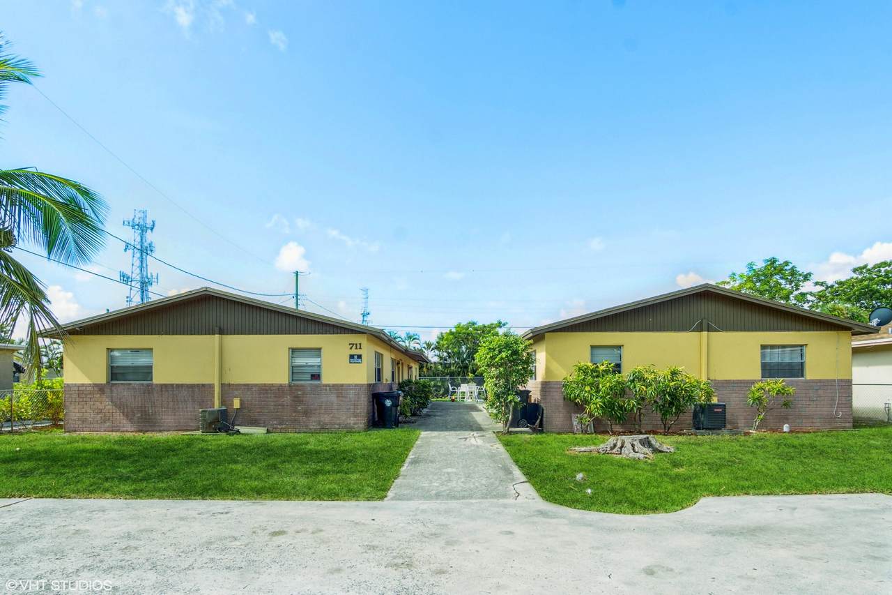 711 Truman Avenue - Photo 1