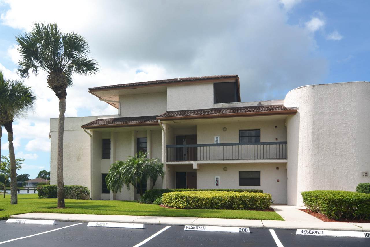 3200 Twin Lakes Terrace - Photo 1
