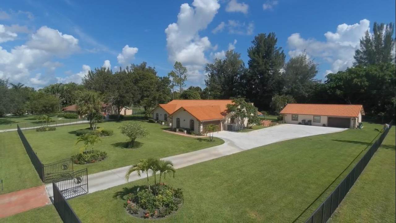 14870 Horseshoe Trace - Photo 1