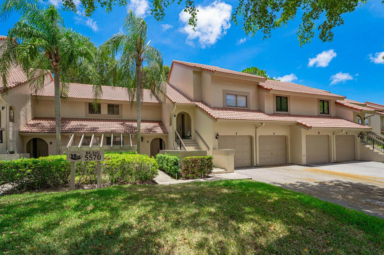 5570 Coach House Circle - Photo 1