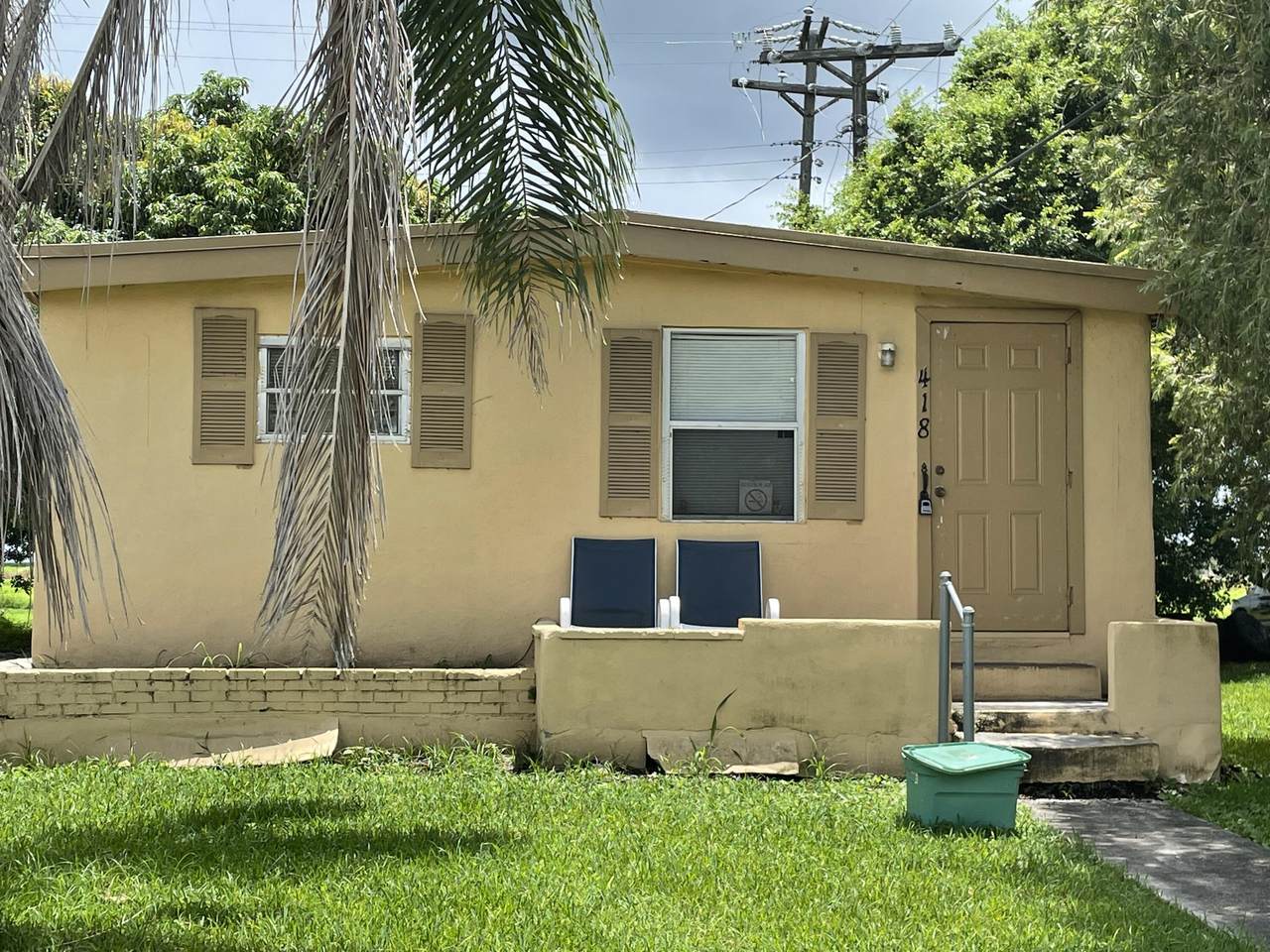 418 Cocoanut Road - Photo 1