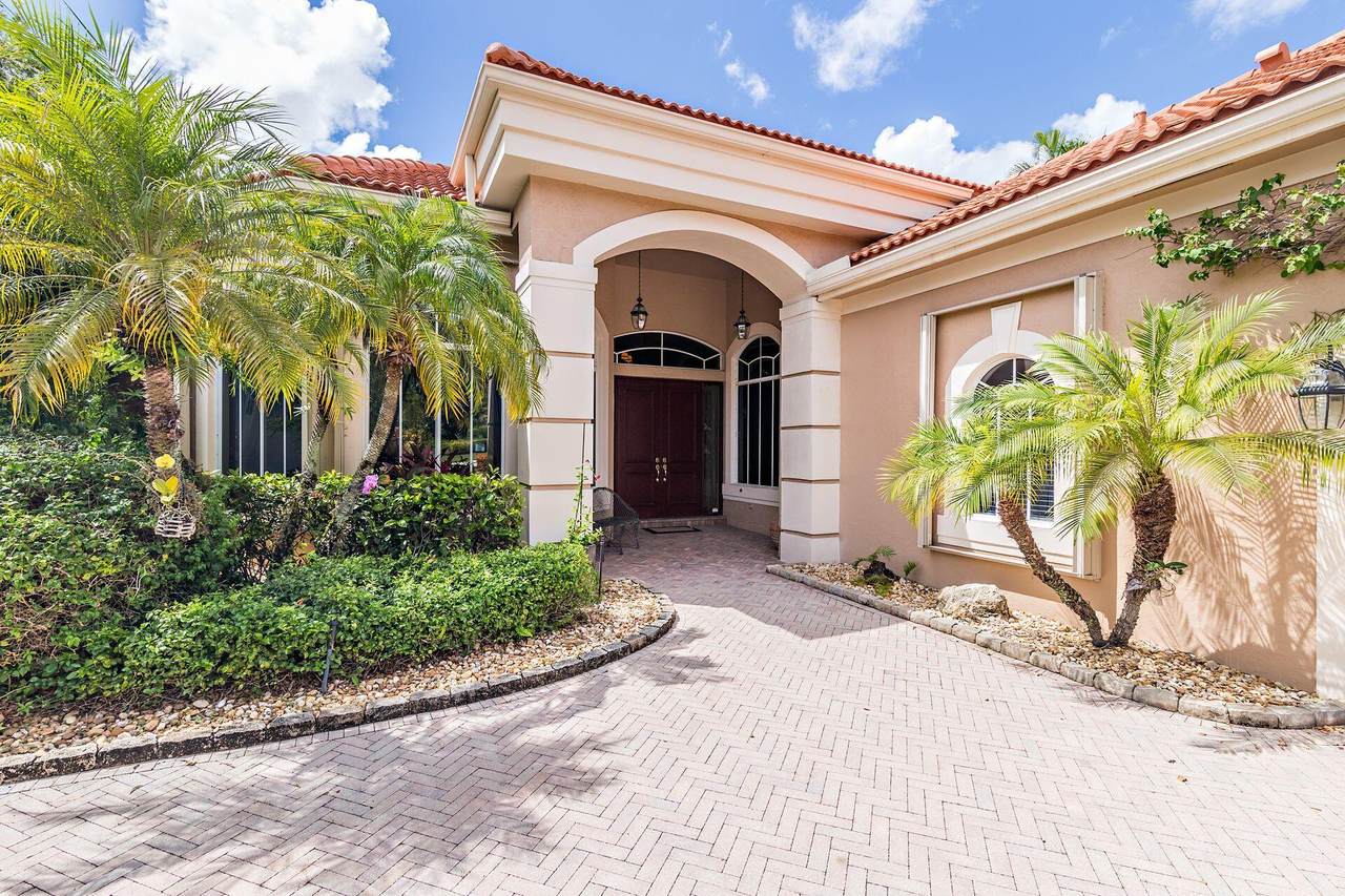 8264 Spyglass Drive - Photo 1