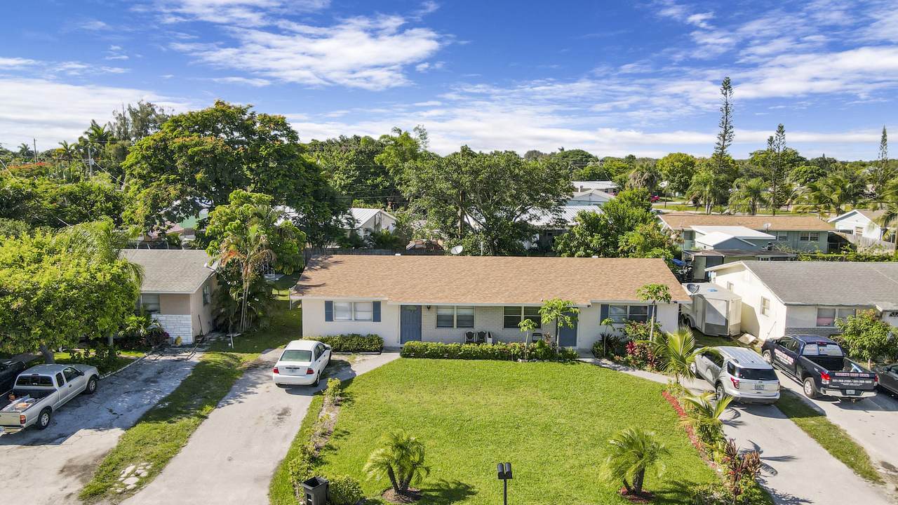 809 Southview Drive - Photo 1