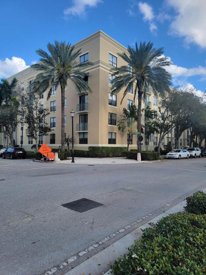630 Sapodilla Avenue - Photo 1