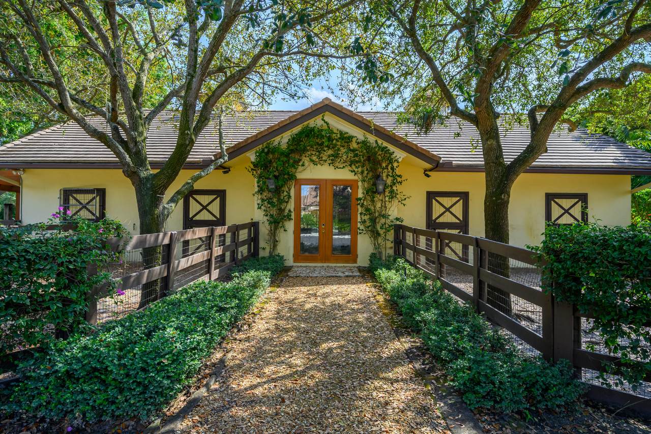 2057 Appaloosa Trail - Photo 1