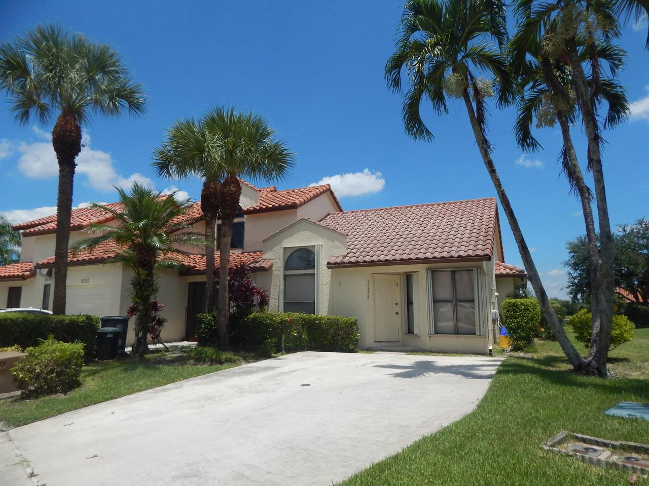 10295 Riverbend Terrace - Photo 1