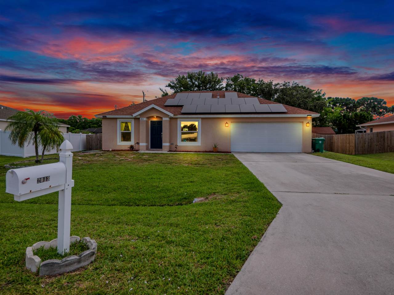 2013 Heathwood Circle - Photo 1