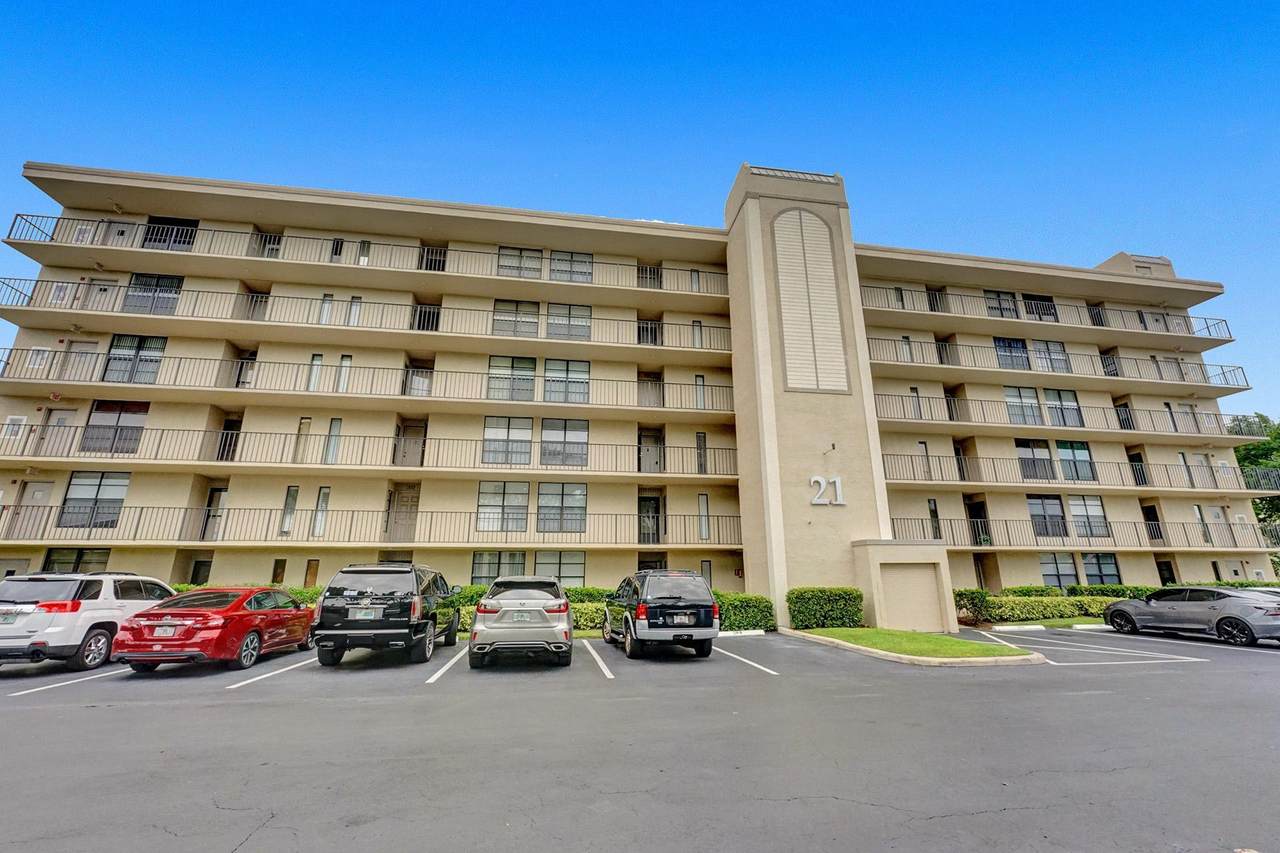 21 Royal Palm 6020 Way - Photo 1