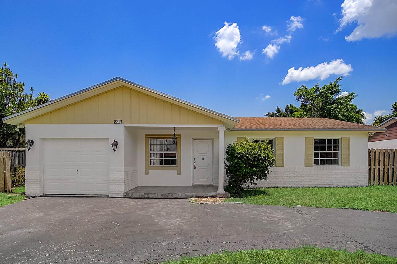 8221 46th Street - Photo 1