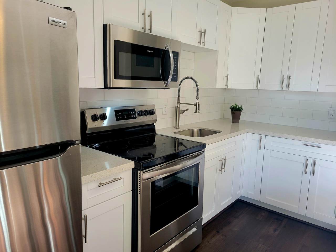 3204 6th Street - Photo 1